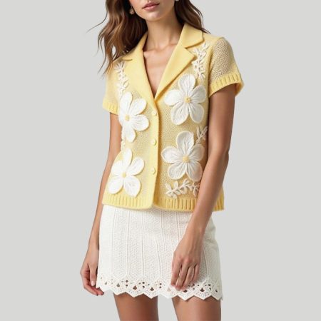 casual-holiday-style-knitted-short-sleeved-top